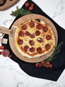 Tocator rotund cu maner din lemn natural de Acacia, Bonfesto®, servire pizza, 50 x 40 x 1.5 cm - Img 3
