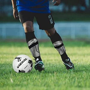 Aparatori Tibie Fotbal Vizari Matera, Carcasa PP Usoara, Spuma EVA, Protectie Glezna Integrata, marimea M, Negru/Alb - Img 3