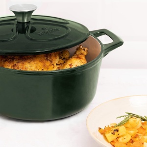 Oala fonta emailata Navaris, verde inchis, cu capac, pentru cuptor, plita, gaz, electric, cu inductie, cu infrarosu, 20 cm, 2.5 l - Img 7