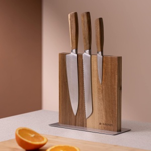 Suport magnetic cu doua fete Navaris pentru cutite, lemn de nuc, 25x23x10 cm, 50416.025.03 - Img 5