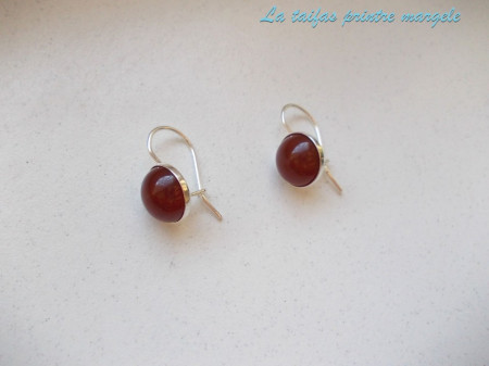 Sterling silver closed earwire earrings with carnelian 10 mm - Img 3
