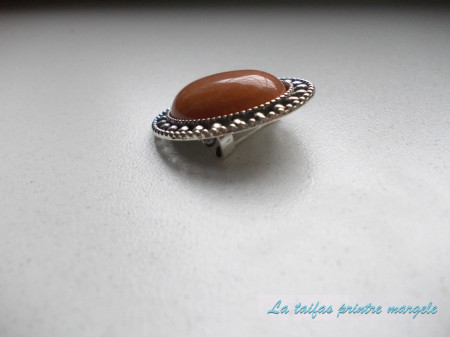 Red aventurine oval brooch - Img 3