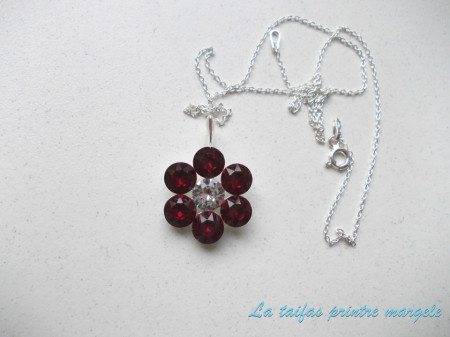 Sterling silver flower pendant with 7 Swarovski chatons Ruby and Crystal - Img 2