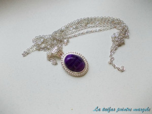Striped violet agate silver-plated oval pendant