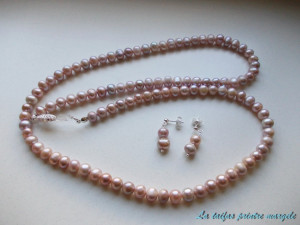 Lilac natural cultured pearl matinee necklace