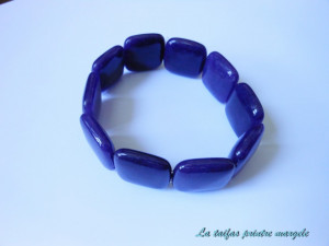 Square-shaped mauve jade bracelet