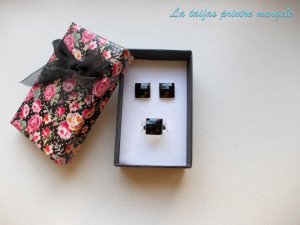 Sterling silver earrings and adjustable ring with square-shaped Swarovski Crystals Jet