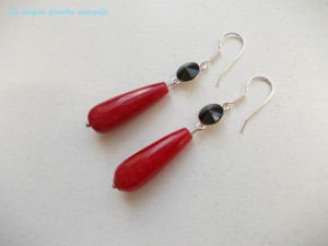Sterling silver long earrings with drop fuchsia jade and Swarovski rivoli Jet
