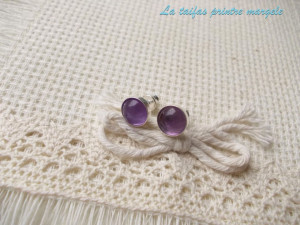 Sterling silver earstud earrings with 8 mm amethyst