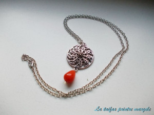 Pendant necklace with orange jade