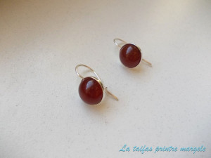 Sterling silver closed earwire earrings with carnelian 10 mm - Img 2