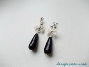 Bow teardrop onyx earrings