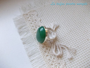 Inel din argint reglabil oval cu agat verde 25 mm