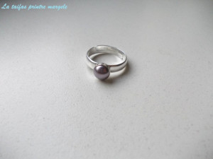Sterling silver adjustable ring with Mauve Swarovski pearl