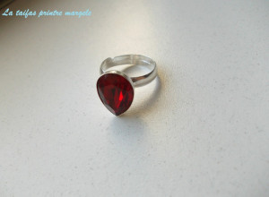 Sterling silver adjustable ring with Swarovski Fancy red drop - Siam