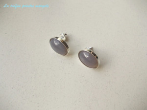 Sterling silver earstud earrings with grey oval agate 14 mm - Img 2