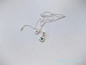 Sterling silver small clover pendant with Rhinestone Swarovski Emerald