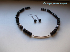 Sterling silver mecklace and earrings set with faceted onyx, zirconia crystals and grey pearls
