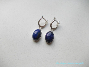 Cercei din argint cu tortiţe închise cu lapis lazuli oval 14 mm