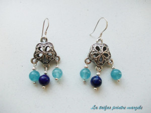 Flower-shaped chandelier earrings with angelite and lapis lazuli