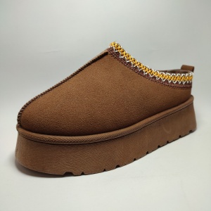 UGG SHORT ORIENTAL FEMEI 15 - Img 2