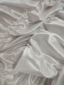 SICRIU MODEL 1 XL Lungime 210 x lăţime 80 x înălţime 60 cm LEMN BRAD, CAPITONAT SATIN, PERNUŢĂ, VOAL - Img 6