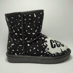 UGG FEMEI 9