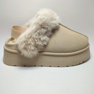 UGG SHORT FEMEI 11