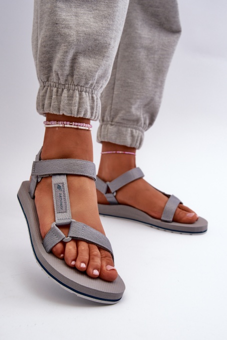 Дамски спортни сандали 4FRSS24FSANF054-20S SH32697 - сиви