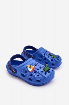 Прекрасни детски чехли Crocs изработени от пяна. Те са леки и удобни. Перфектен модел за игра в градината, басейна или плажа.Чехлите имат каишка,с която лесно се превръщат в сандали.