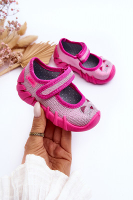 Детски балеринки на полската марка Befado са отличени с етикета Healthy Foot. което означава правилно функциониране и развитие на детското стъпало. Лека, гъвкава и противохлъзгаща подметка ще осигури сигурност и комфорт при носене. Горната част е изработе