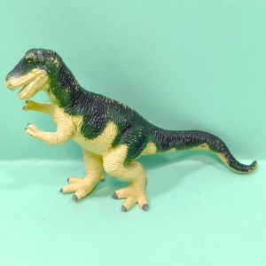 dinozaur U.K.R.D. 1991 28cm