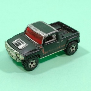 Hot Wheels Hummer H3T 6,5cm