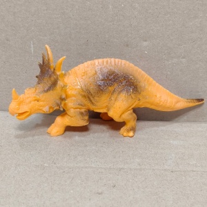 figurină dinozaur 15x6cm
