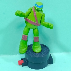 figurină Țestoasa Ninja - Leonardo 13cm
