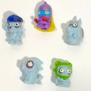 set figurine Zomlings Superzings