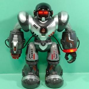 robot interactiv MaxForce 36cm (lipsă telecomandă)