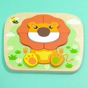 puzzle Montessori - leu lemn 22*20cm