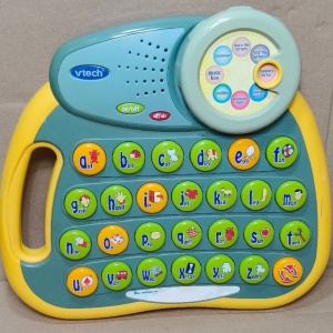 VTech Alphabet Desc 36x34cm