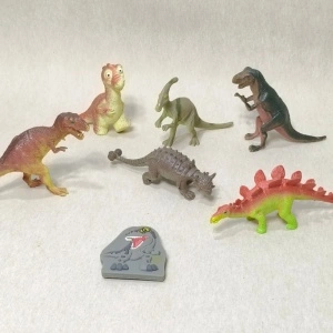 lot figurine dinozauri 6-13cm
