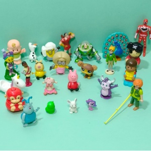 lot figurine