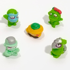 set figurine Zomlings Superzings