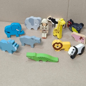 lot figurine din lemn