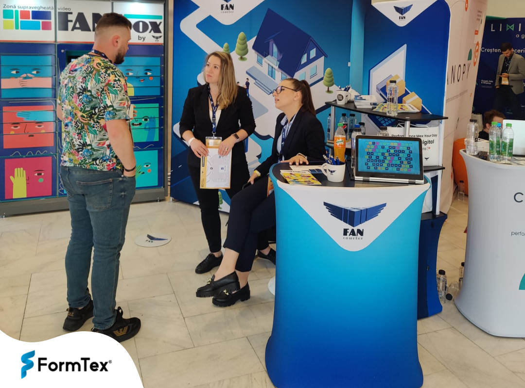 Cum să Fii în Centrul Atenției la Târgurile Expoziționale: Idei Creative de Decorare a Standurilor Expoziționale cu FormTex