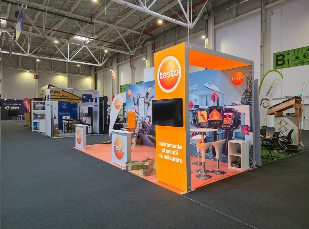Ce trebuie să conțină un stand expozițional ca să genereze lead-uri, nu doar trafic