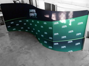 Perete textil expozitional sistem click wave 6m