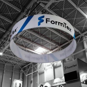 Structuri suspendate expozitionale sistem click cerc 6m