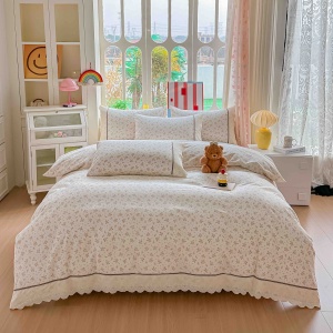 Спално бельо Ranforce 100% памук, крем с розови цветя и дантела | JoJo Home