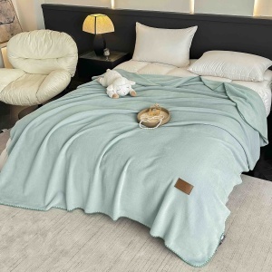 Одеяло JoJo Home с ефект на кашмир, 200x230 см, ментовозелено, с чанта, pcsh-08