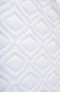 Pilota de vară 200x220 Somnart Belina, microfibra, lavabila la masina, vidata, Alb – продуктова снимка за детайлно представяне